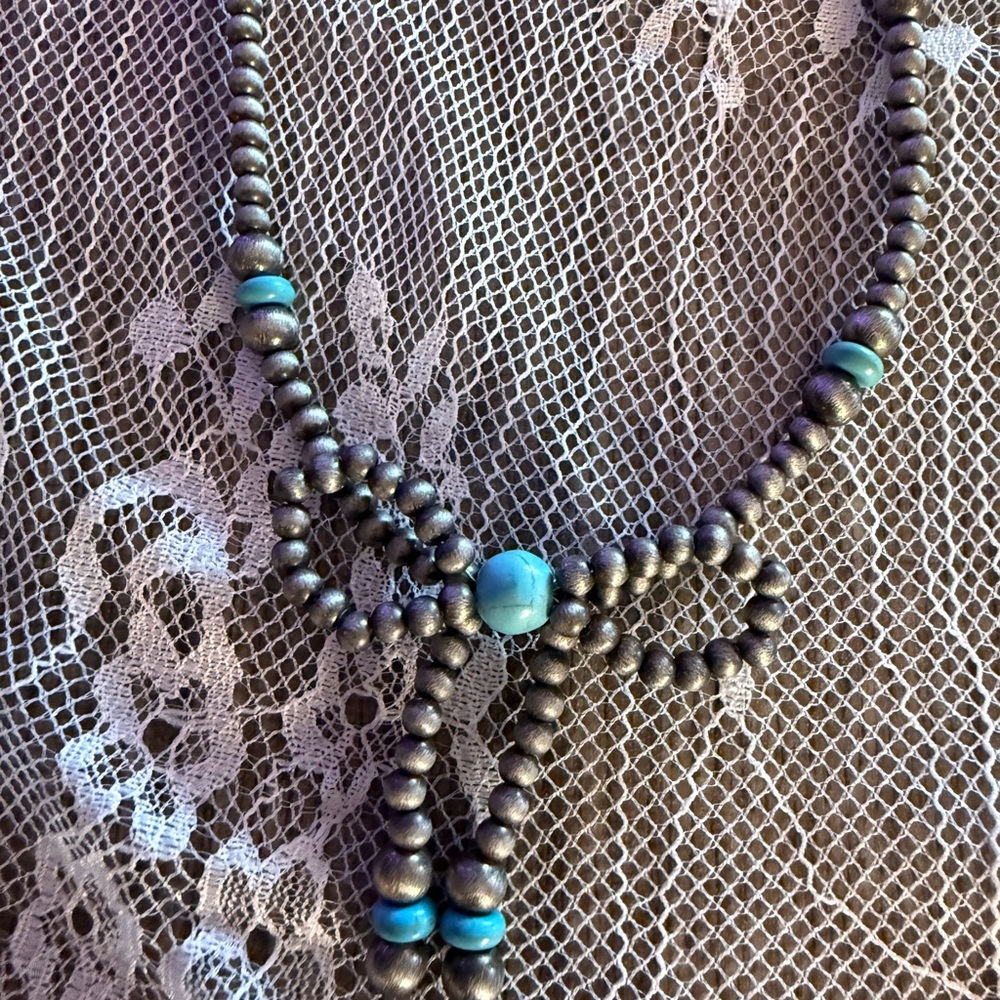 IC COLLECTION Turquoise and Gunmetal Necklace